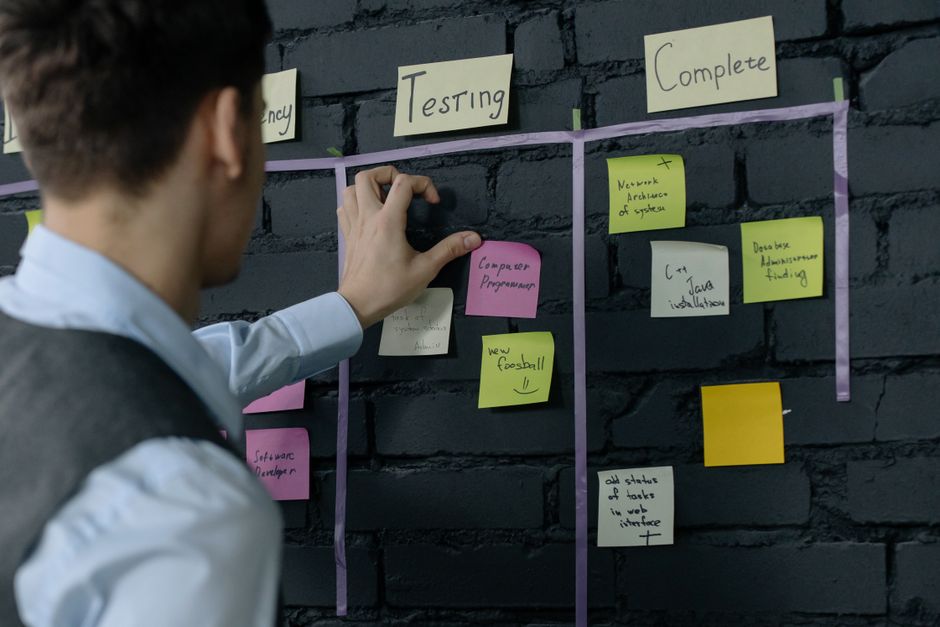 Agile Service Development: Faster, Better, Customer-Centric