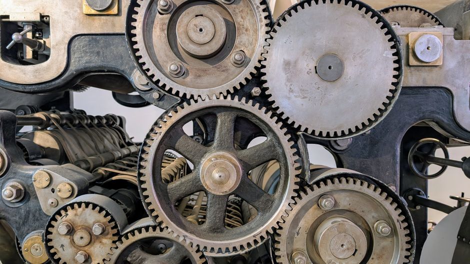 AI Design Thinking for Industry 4.0: Faster Innovation