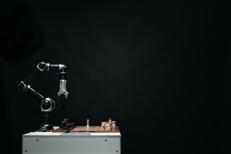 Disruptive vs. Sustaining Innovation Comparison